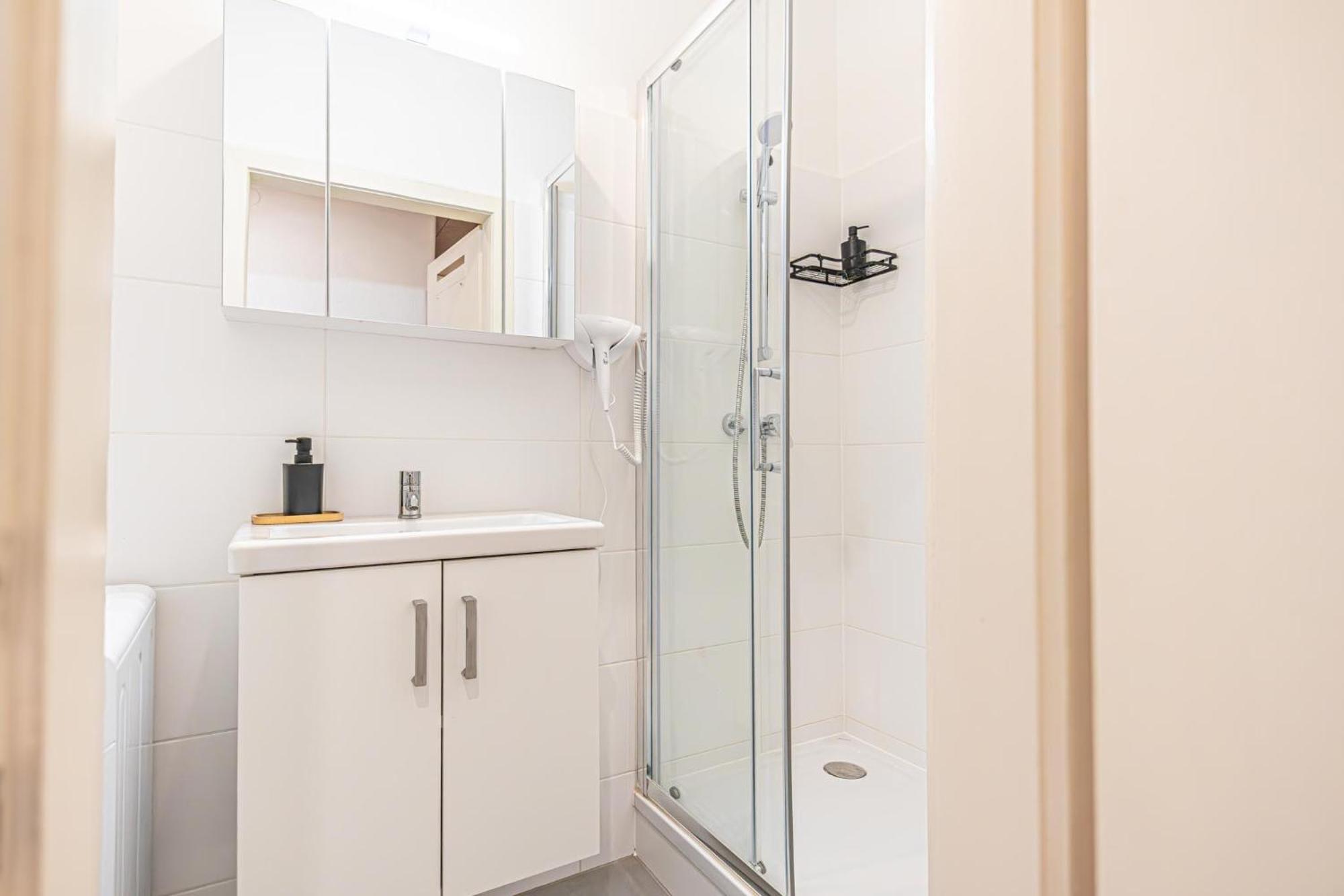 Desirable 2Br - Bookable For Longstays In Lockdown B เวียนนา ภายนอก รูปภาพ